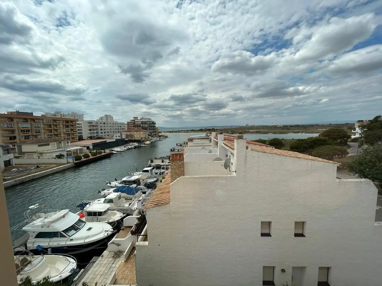 Apartamento Santa Margarita Canal Rosas España